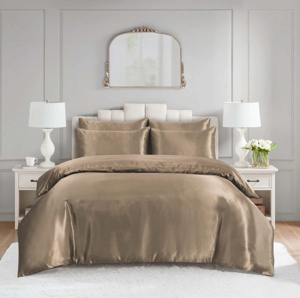 6 Pcs Satin Bedding Set - Image 11